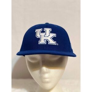 Kentucky Wildcats UK NCAA Fitted Hat New Era 59FIFTY NCAA‎ 7 1/4 NEVER WORN